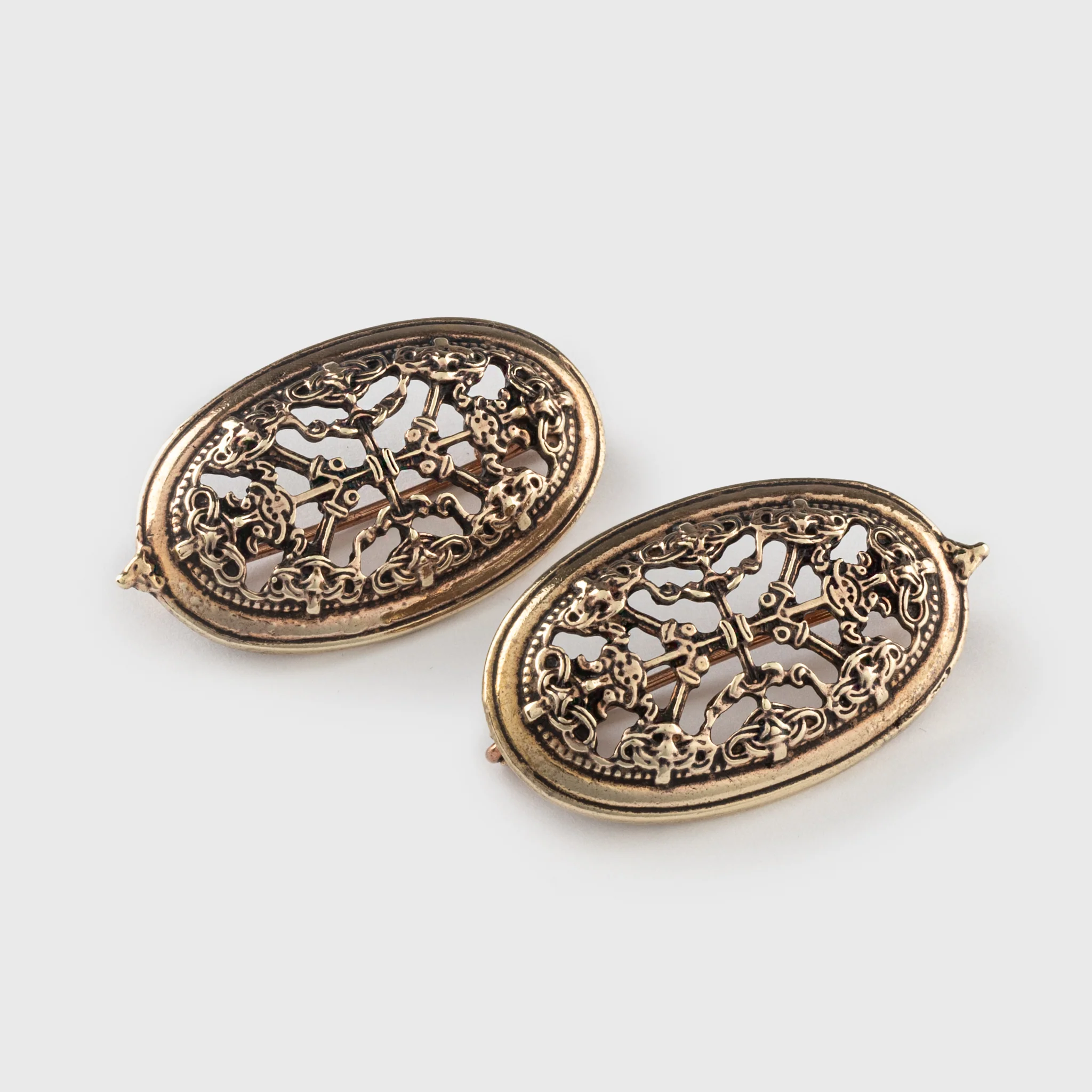 Borre Brooches, Bronze - Image 3