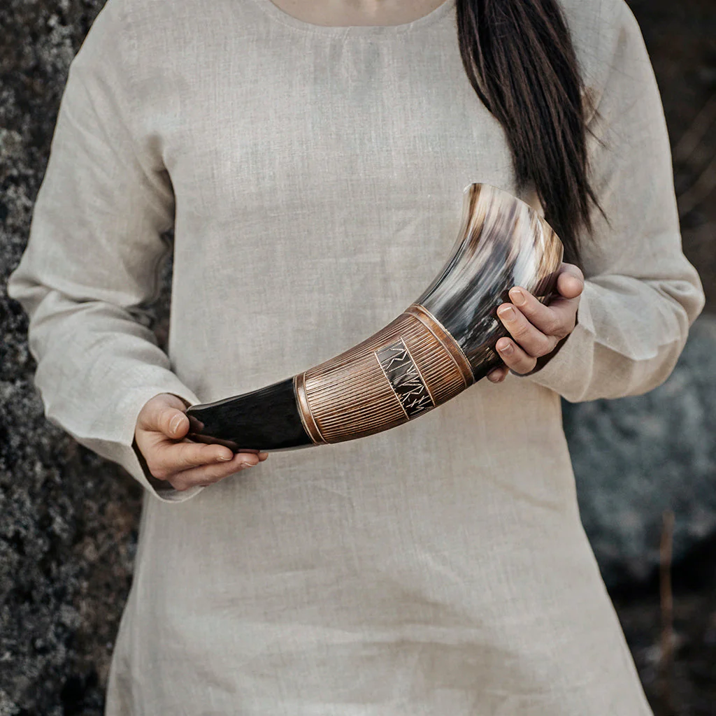Carved Drinking Horn, XL - Image 2