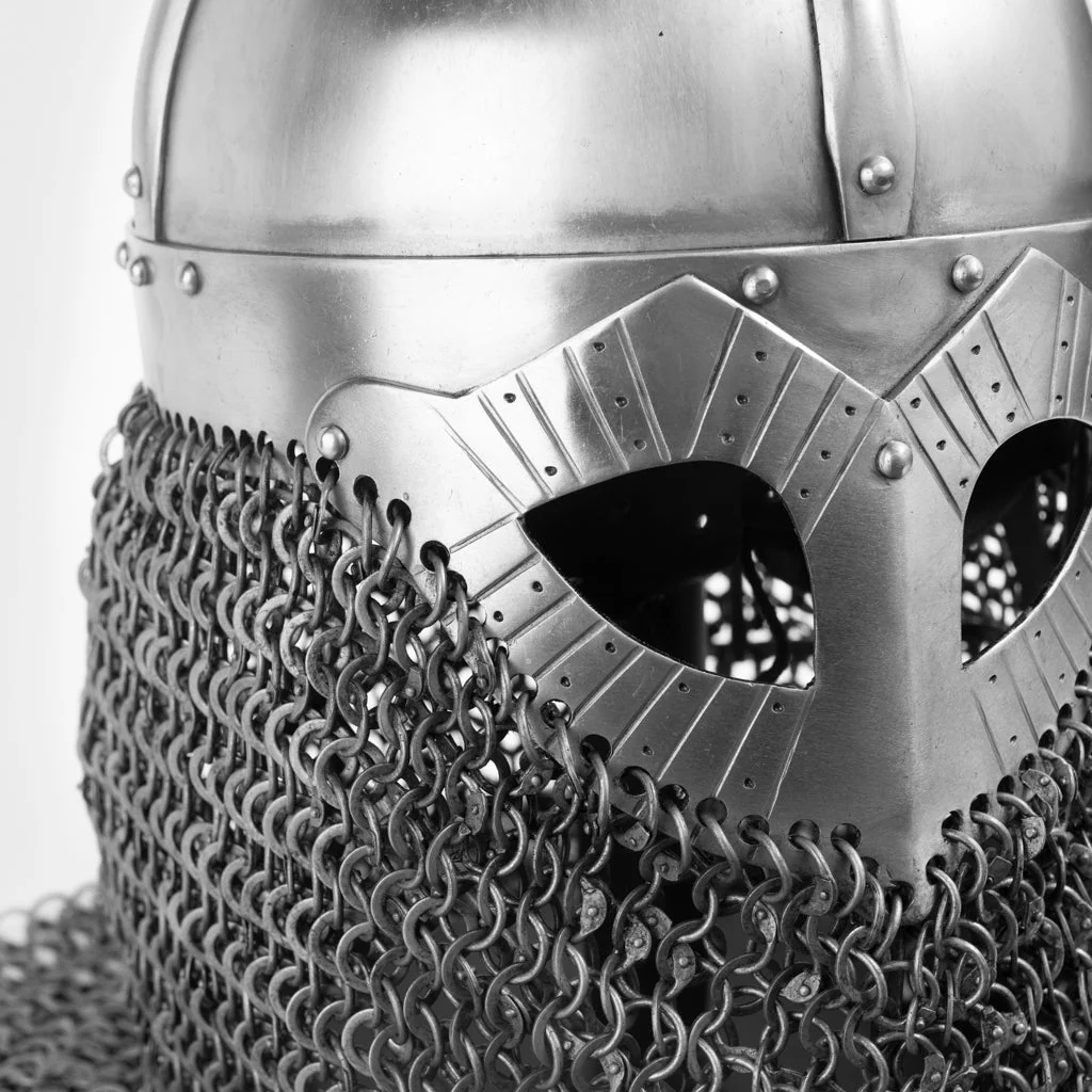 Grimfrost's Combat Helmet - Image 6