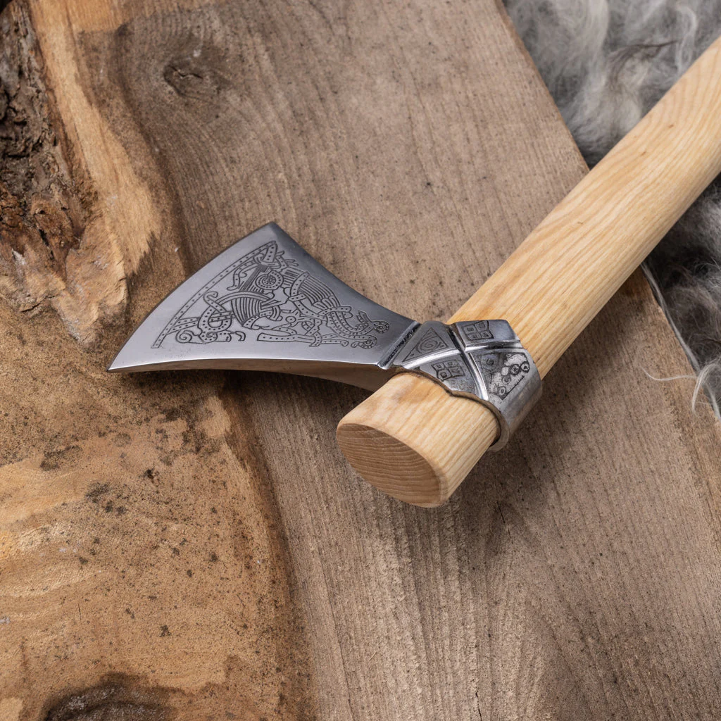 Grimfrost's Mammen Axe - Image 3