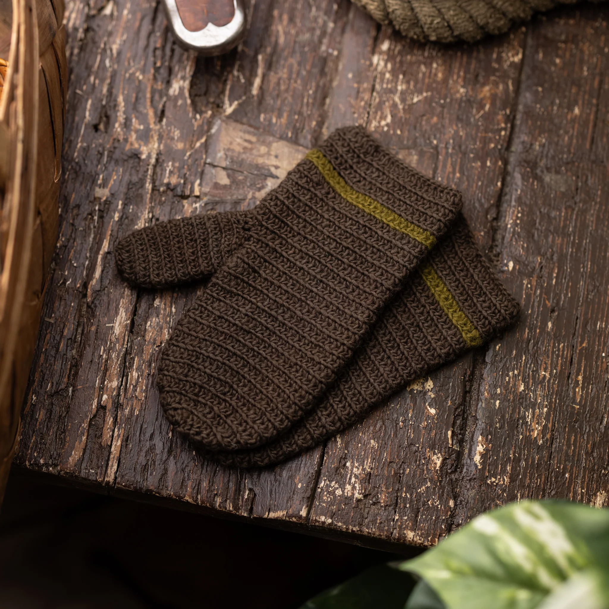 Naalbinding Woolen Mittens - Image 2