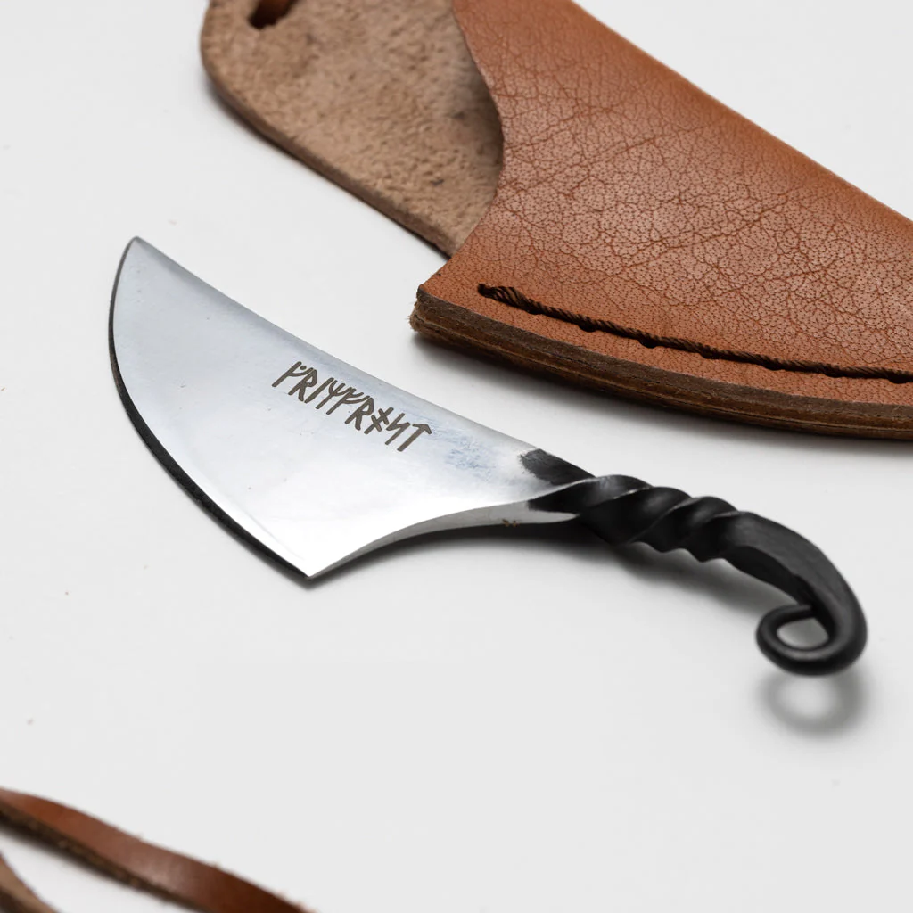 Neck Knife, Hand-forged - Image 4