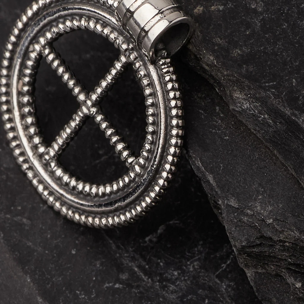 Premium King’s Field Pendant, Silver - Image 2