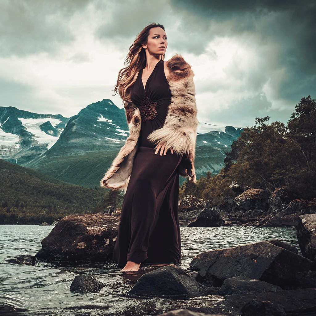 Scandinavian Reindeer Skin, Indoor - Image 3