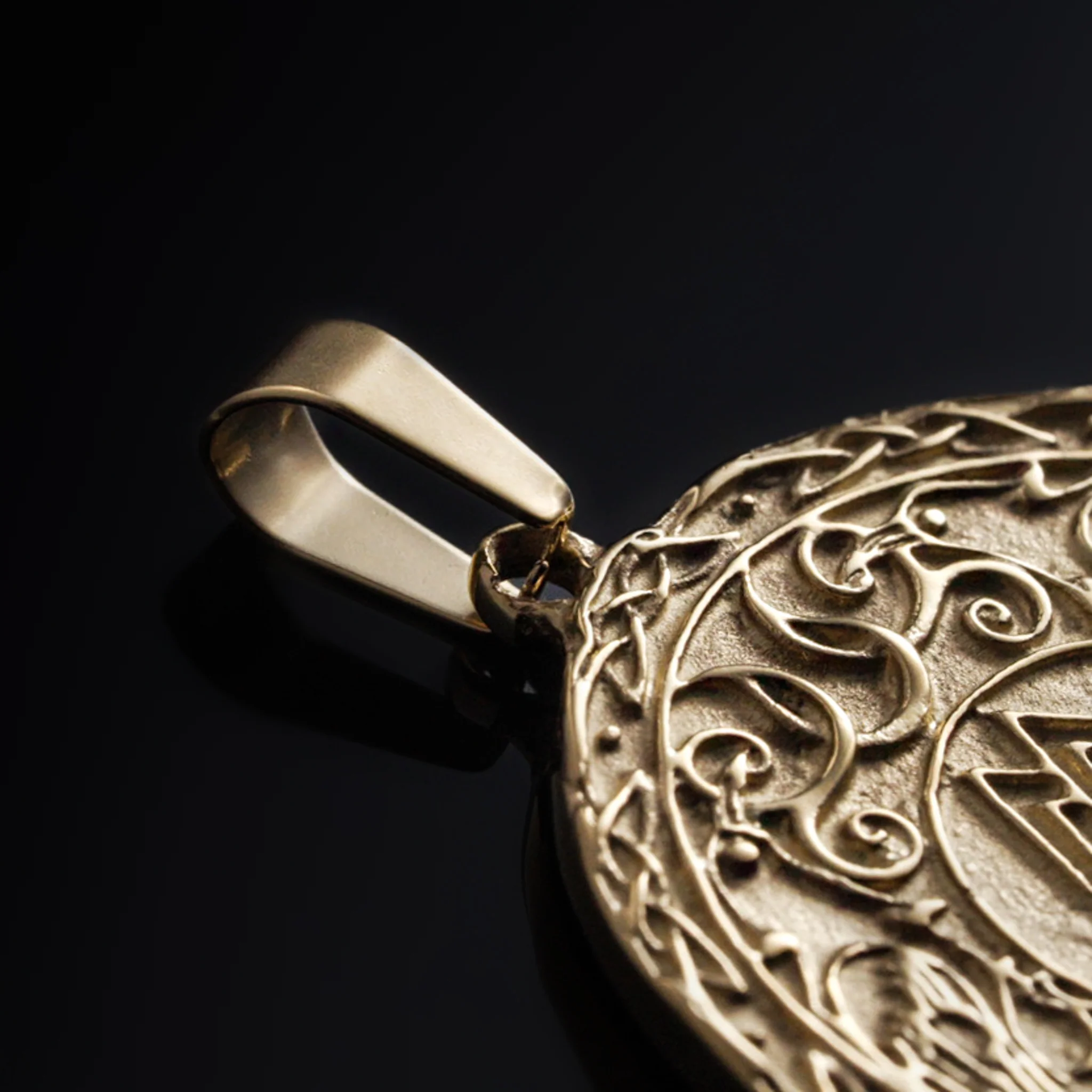 Valknut Pendant, Gold Plated - Image 5